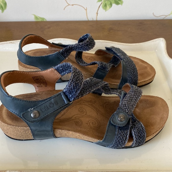 Taos Footwear Shoes Taos Leather Woven Cork Low Wedge Comfort